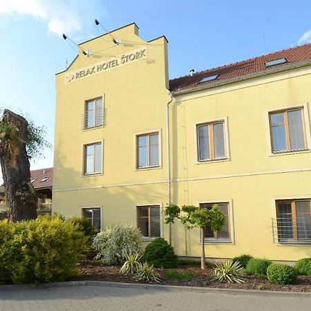 Relax Hotel Stork Lednice Esterno foto