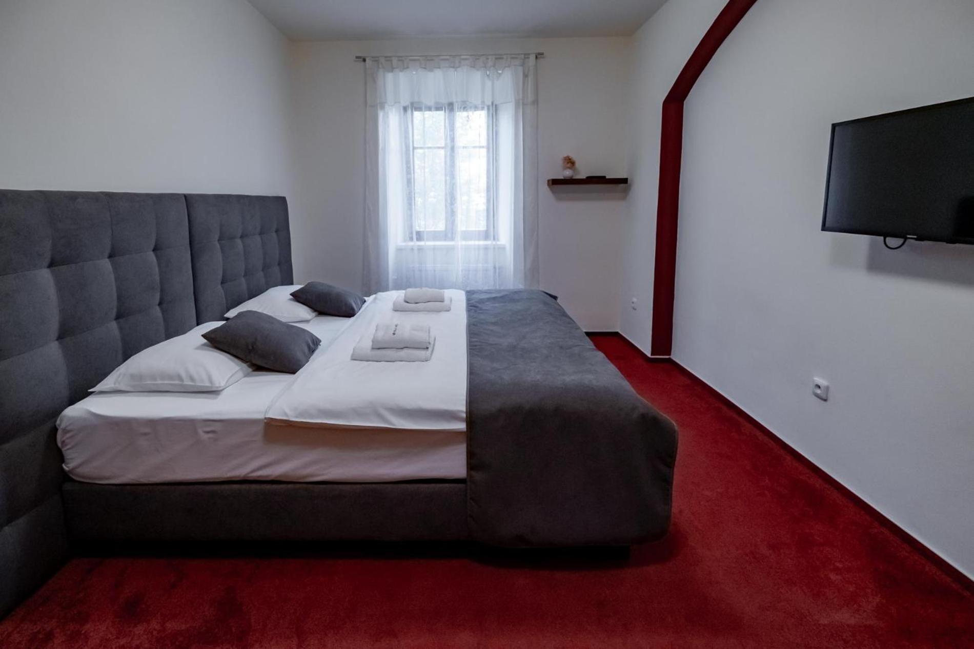 Relax Hotel Stork Lednice Esterno foto